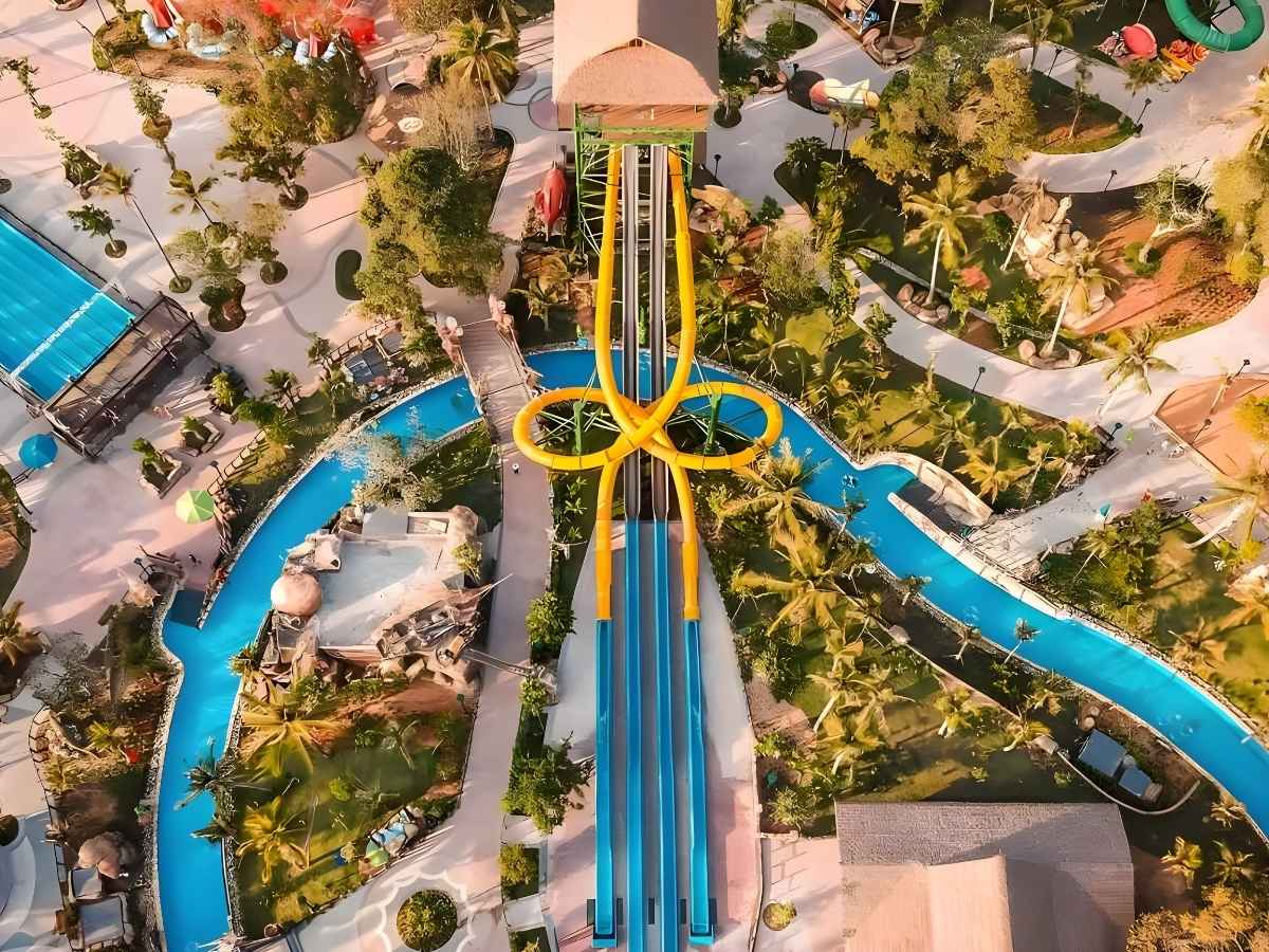 Du khách có thể bắt đầu hành trình tại Sun World Hon Thom