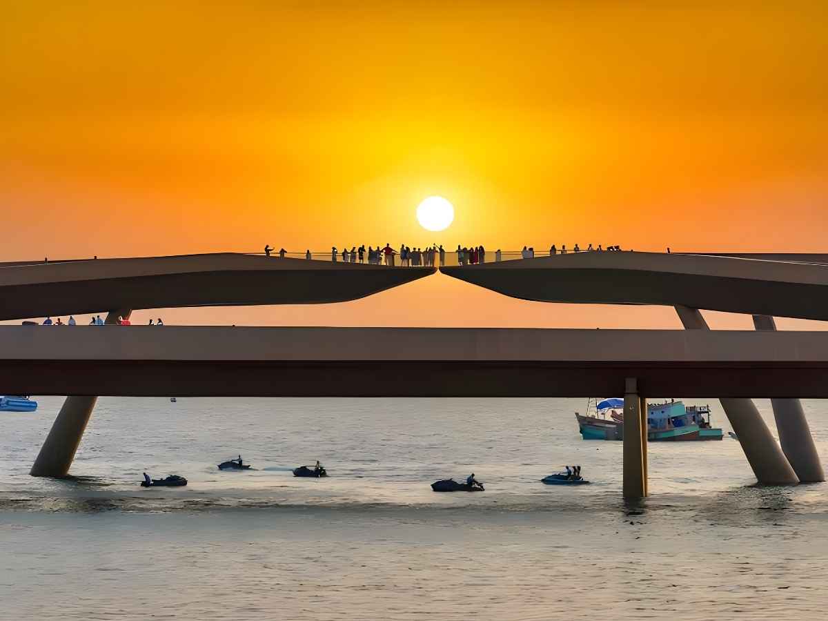 Khám phá biểu tượng Cầu Hôn tại thị trấn Hoàng Hôn