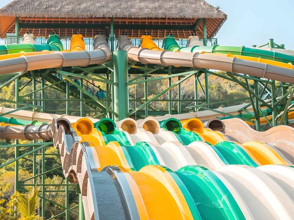Trải nghiệm công viên nước của Sun World Hon Thom