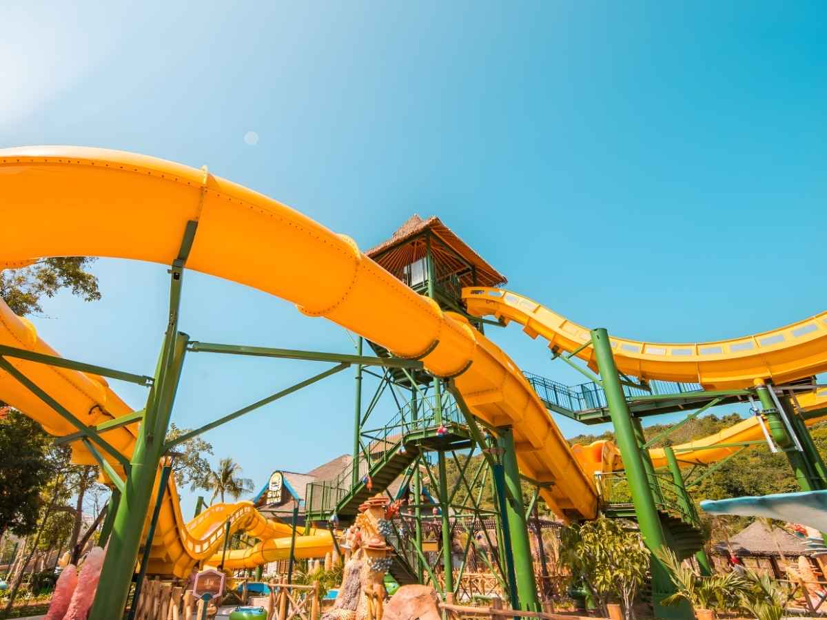 Trải nghiệm công viên nước Aquatopia tại Sun World Hon Thom.