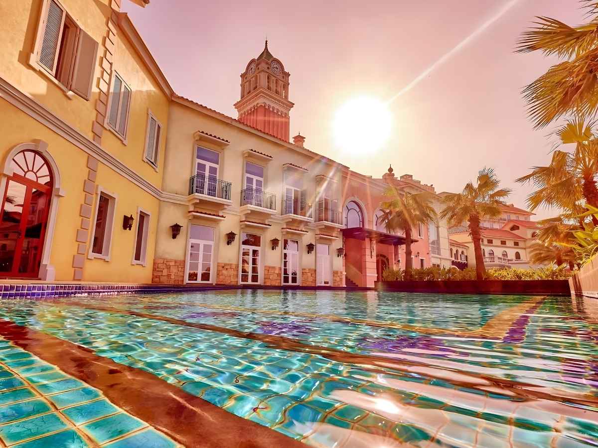 Sunset Town Phú Quốc nằm ở phía Nam đảo Phú Quốc