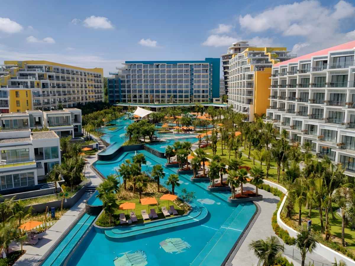 Du khách có thể lựa chọn nghỉ ngơi tại Premier Residences Phu Quoc Emerald Bay