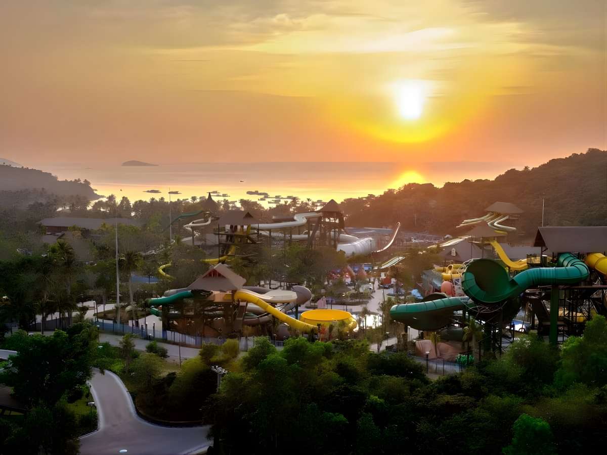 Buổi chiều dành thời gian để khám phá Sun World Hon Thom