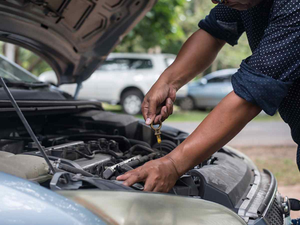 Trước khi bắt đầu hành trình, việc kiểm tra tình trạng xe là bước quan trọng.