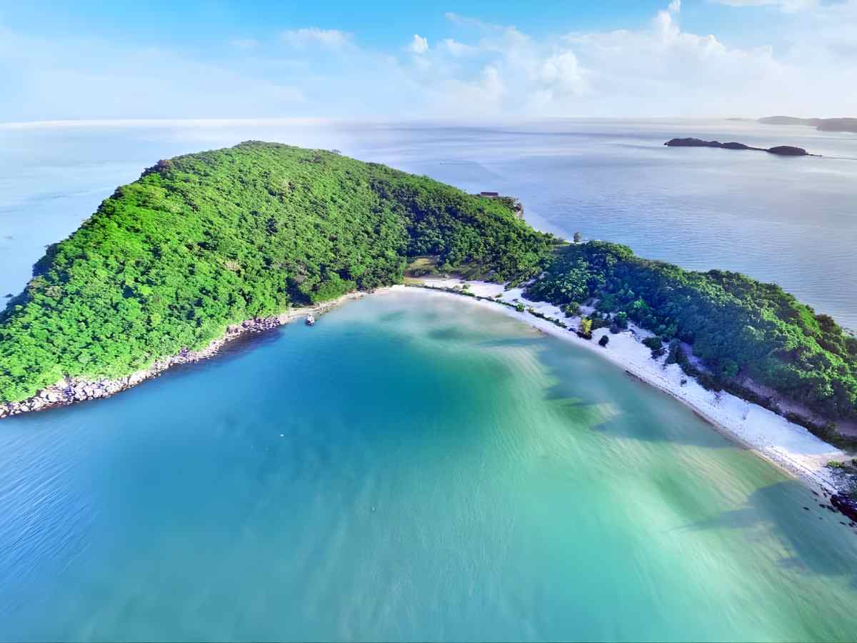 Thời điểm phù hợp để du lịch Phú Quốc cùng gia đình là vào tháng 10 và tháng 4 năm sau.