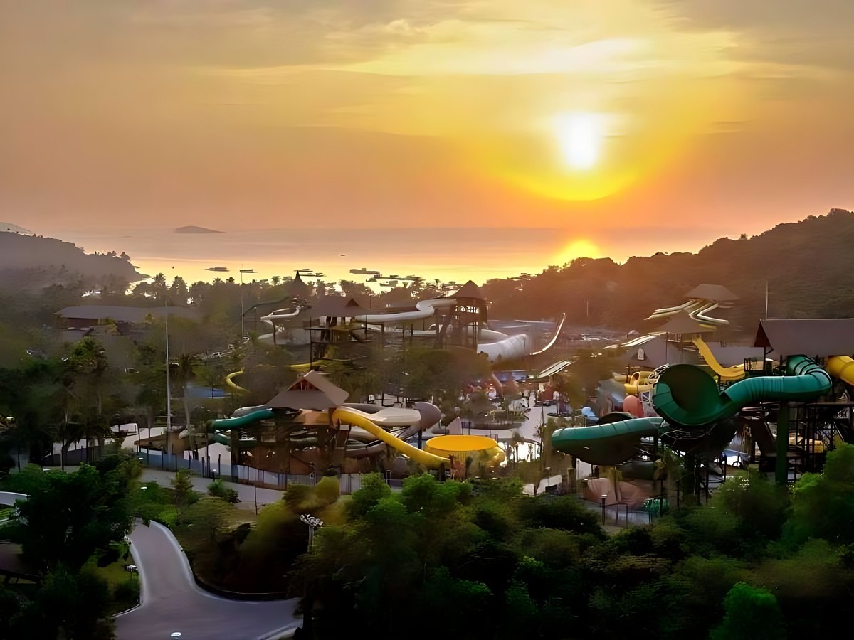 Hành trình ngày 1 khám phá Bãi Sao đến Thị trấn Hoàng Hôn.
