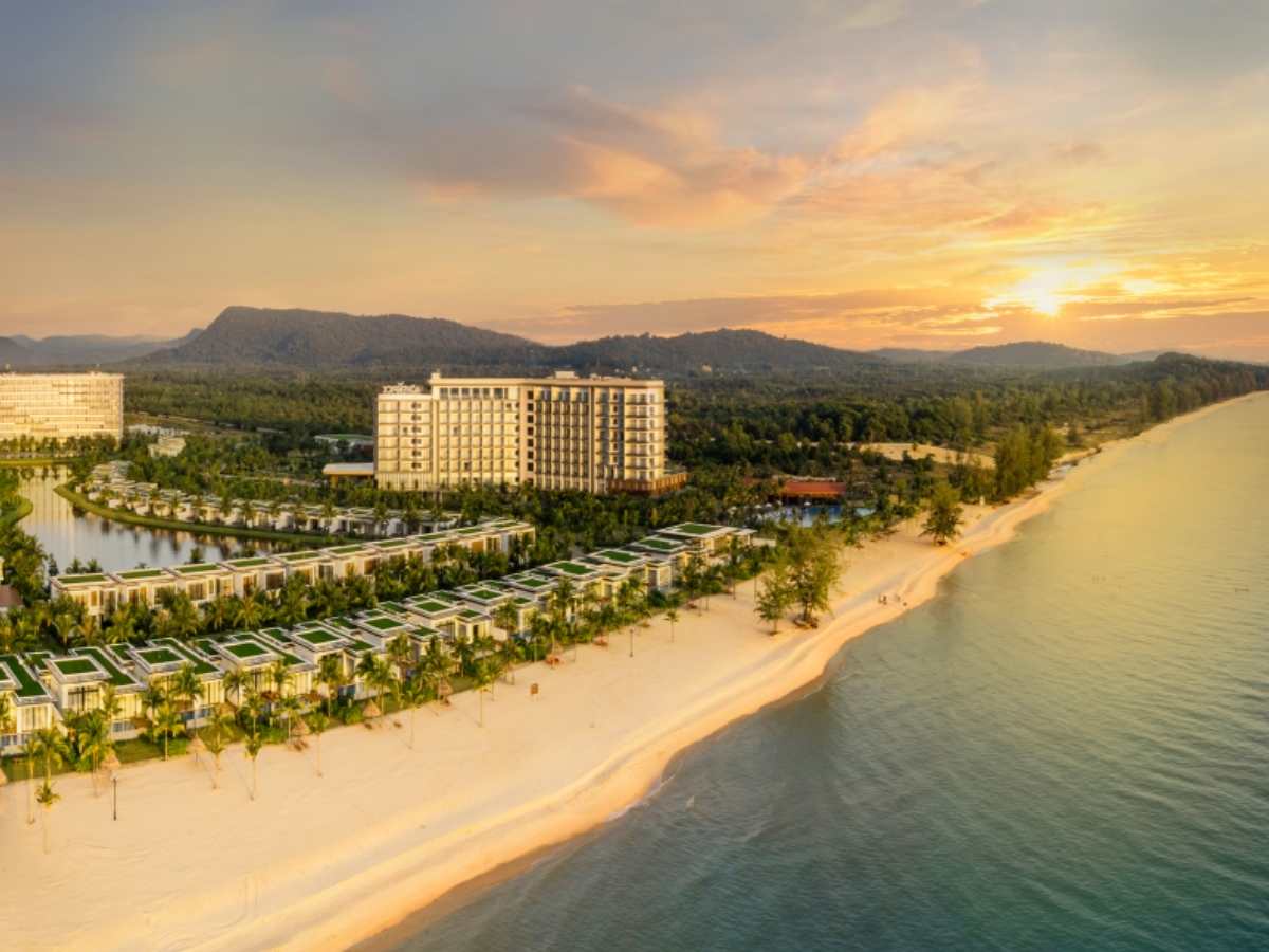 Khu nghỉ dưỡng Mövenpick Resort Waverly Phú Quốc tại Ông Lang.