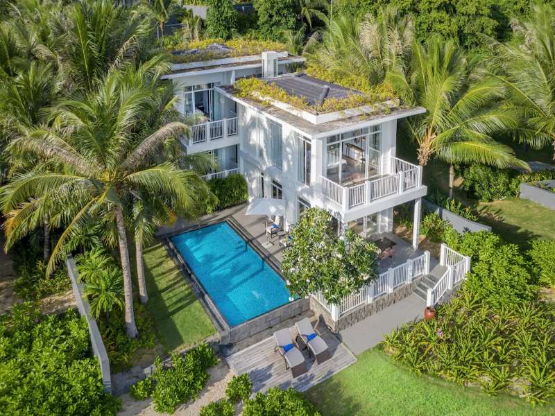 Khách sạn gần sân golf Phú Quốc yên tĩnh và gần thiên nhiên.