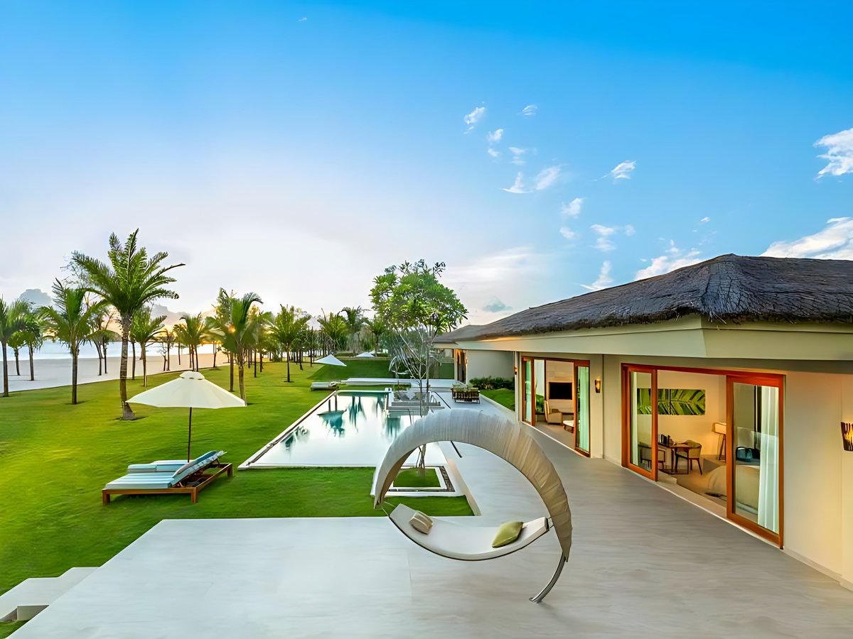 Fusion Resort Phu Quoc gần sân golf, nghỉ dưỡng riêng tư cao cấp