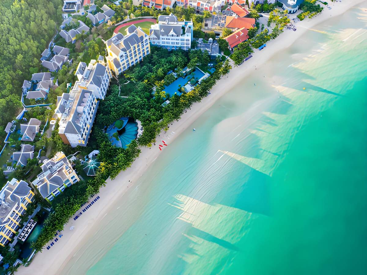 Khách sạn gần sân bay Phú Quốc thuận tiện di chuyển.
