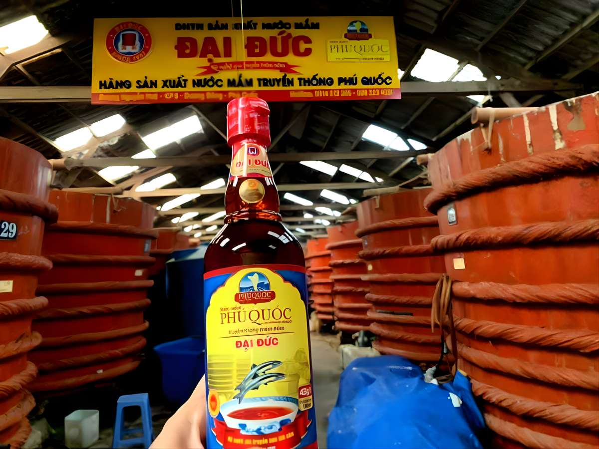 Nghề sản xuất nước mắm tại Phú Quốc hình thành từ hơn 200 năm trước. 