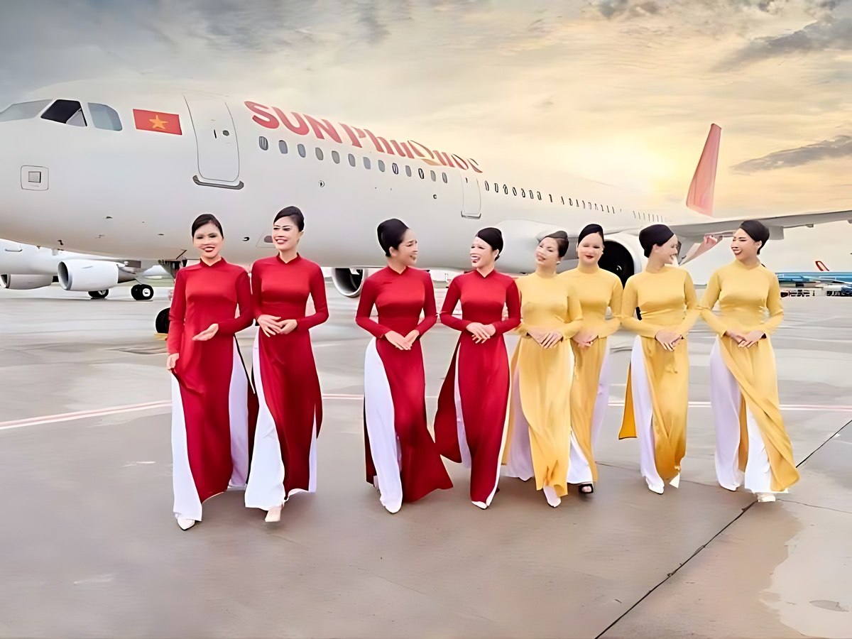 Du khách săn vé máy bay giá rẻ bằng cách đặt sớm.