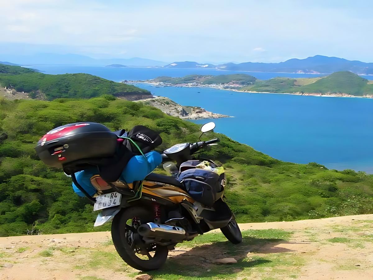 Renting a motorbike gives travelers greater flexibility while helping save on transportation costs
