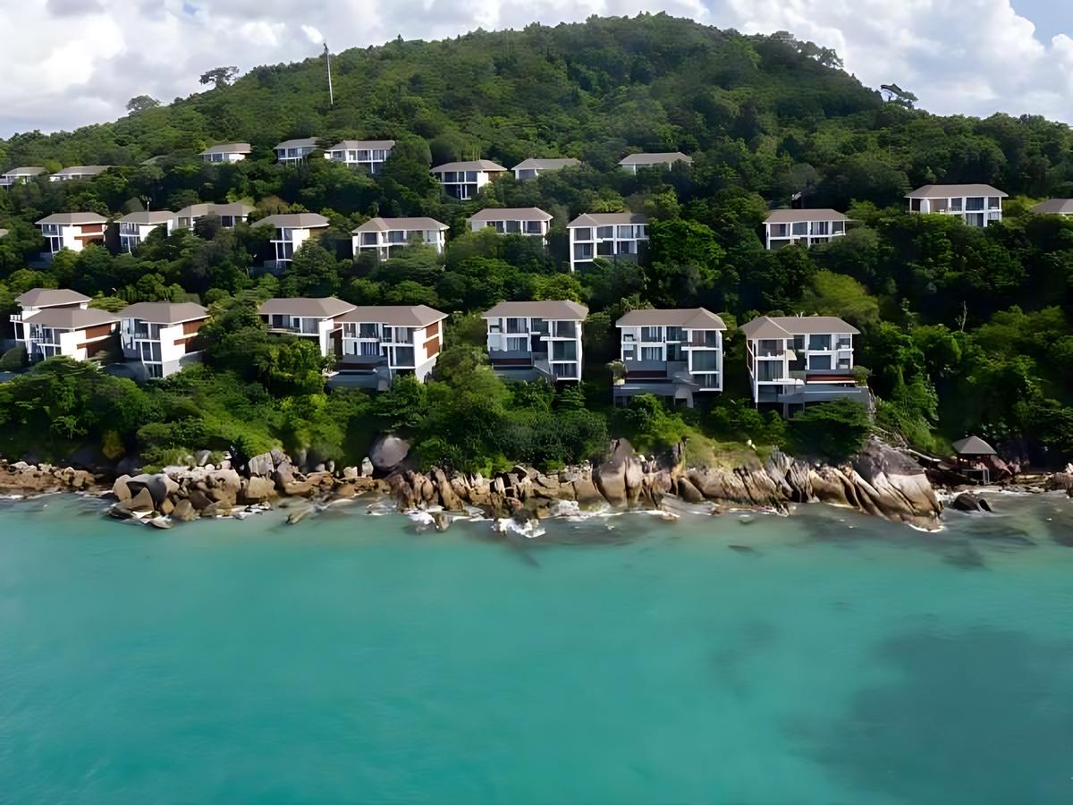 Du khách nghỉ dưỡng tại biệt thự Premier Village Phú Quốc