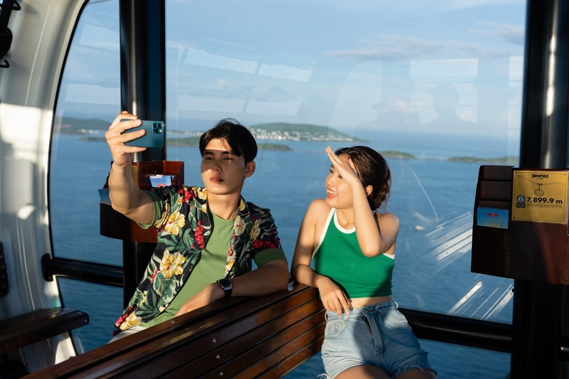 This 4-day, 3-night itinerary is perfect for couples. 