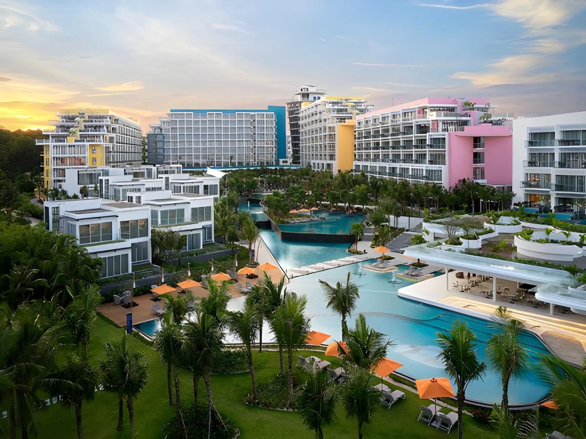 Khách sạn gần sân bay Phú Quốc phòng nghỉ tiện nghi hiện đại.