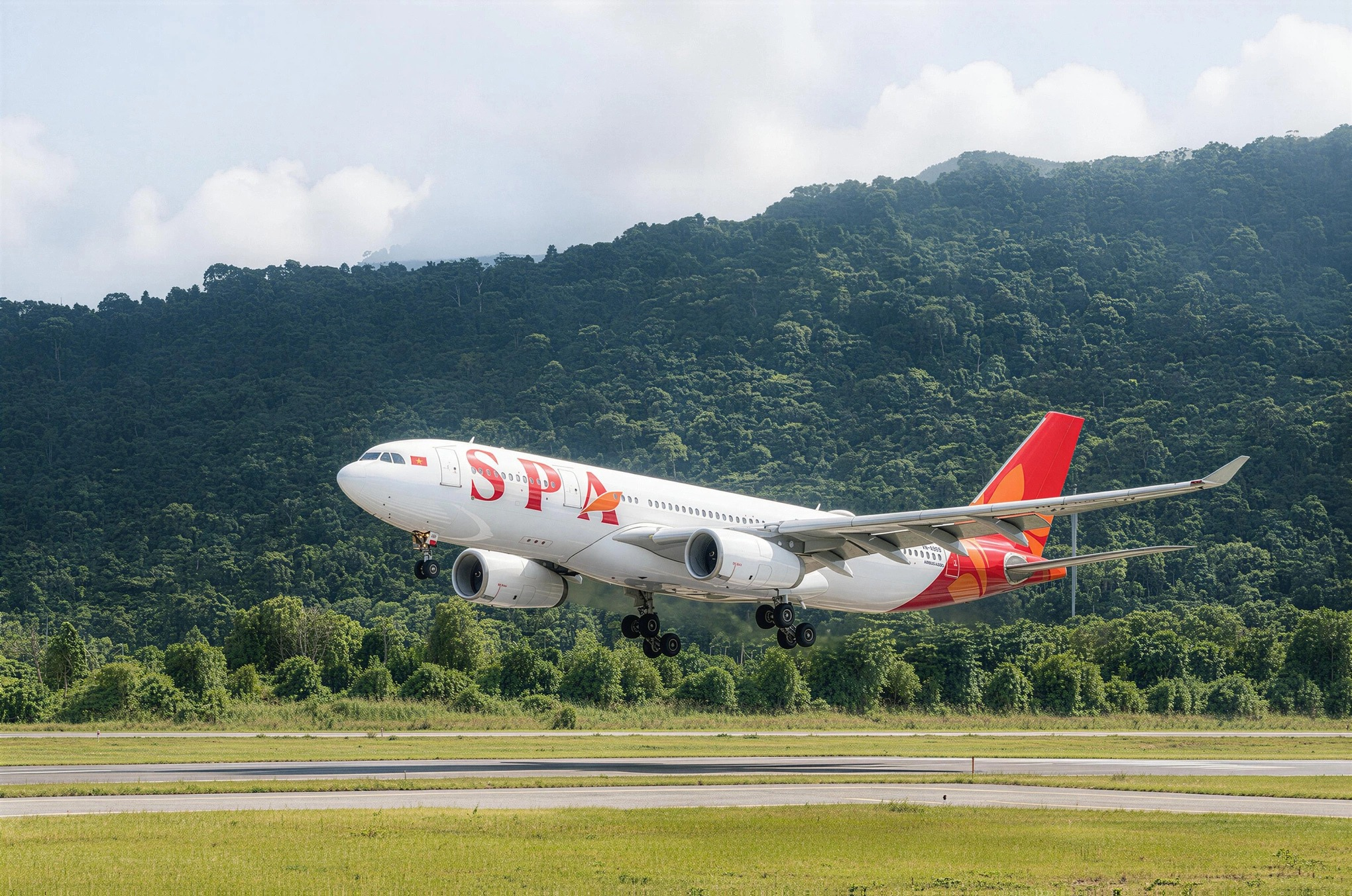 Sun PhuQuoc Airways hoạt động theo mô hình hãng hàng không “sinh ra từ điểm đến” (destination-linked airline) với trục chính kết nối đến Phú Quốc.