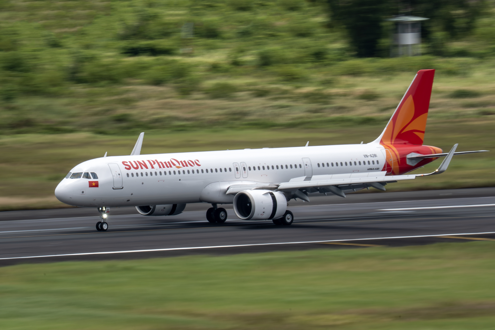 Sun PhuQuoc Airways đã công bố khai thác mạng bay “trục nan”