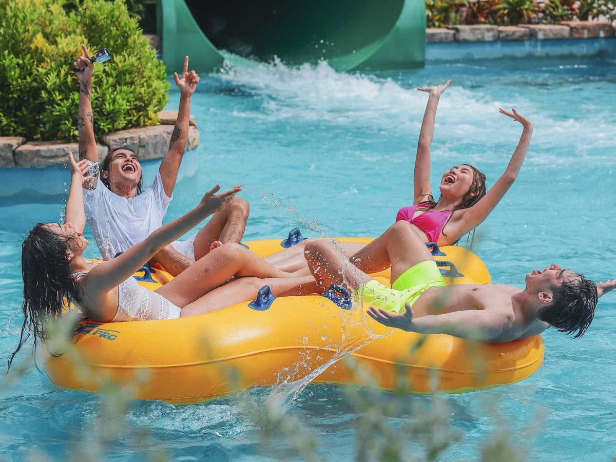 Vui chơi thả ga tại Sun World Hon Thom.