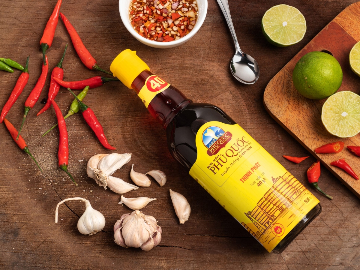 Nước mắm Phú Quốc - Tinh hoa ẩm thực đảo Ngọc. 