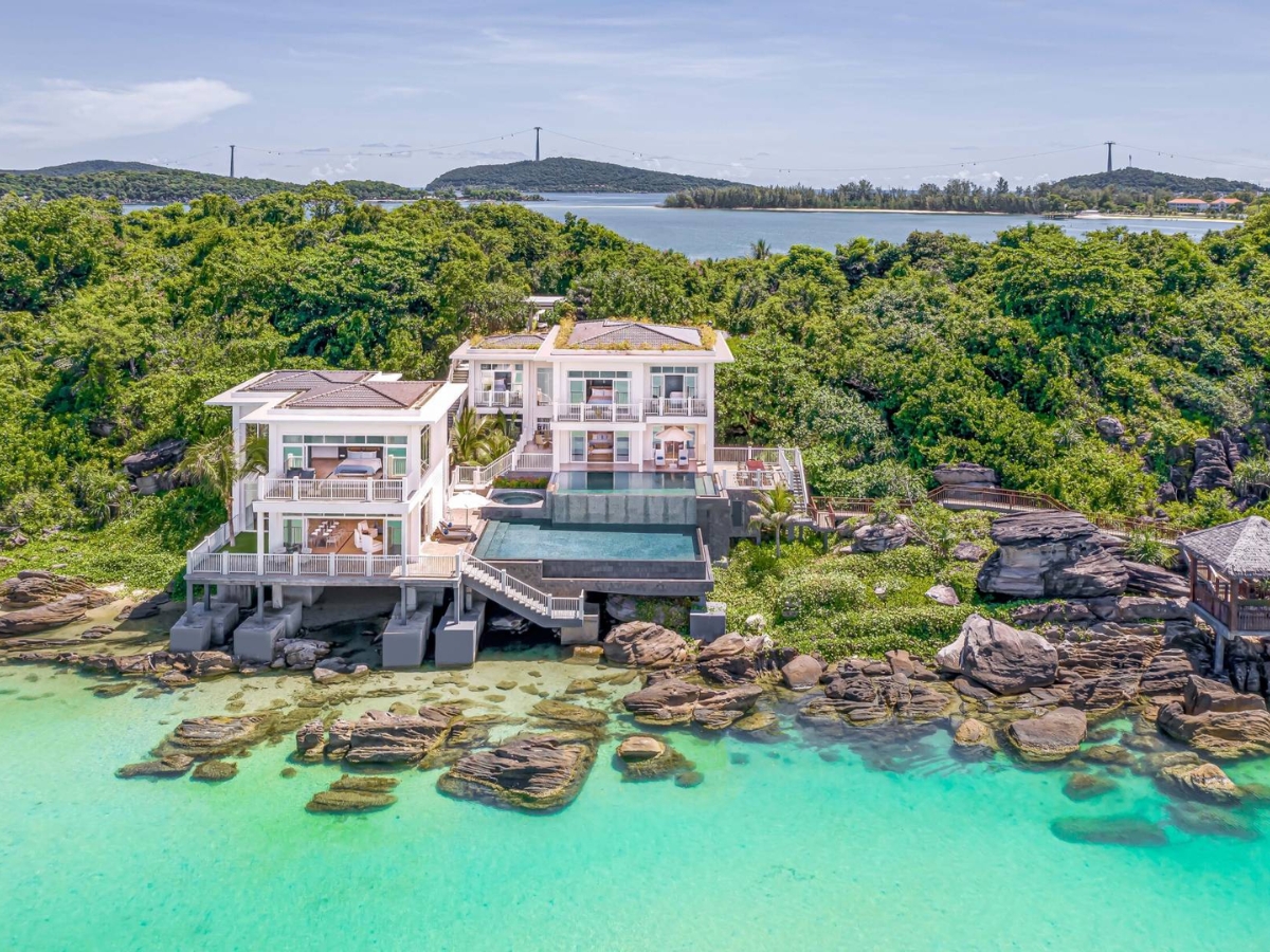 Biệt thự trên mặt nước 5 phòng ngủ tại Premier Village Phu Quoc Resort. Biệt thự trên mặt nước 5 phòng ngủ tại Premier Village Phu Quoc Resort.