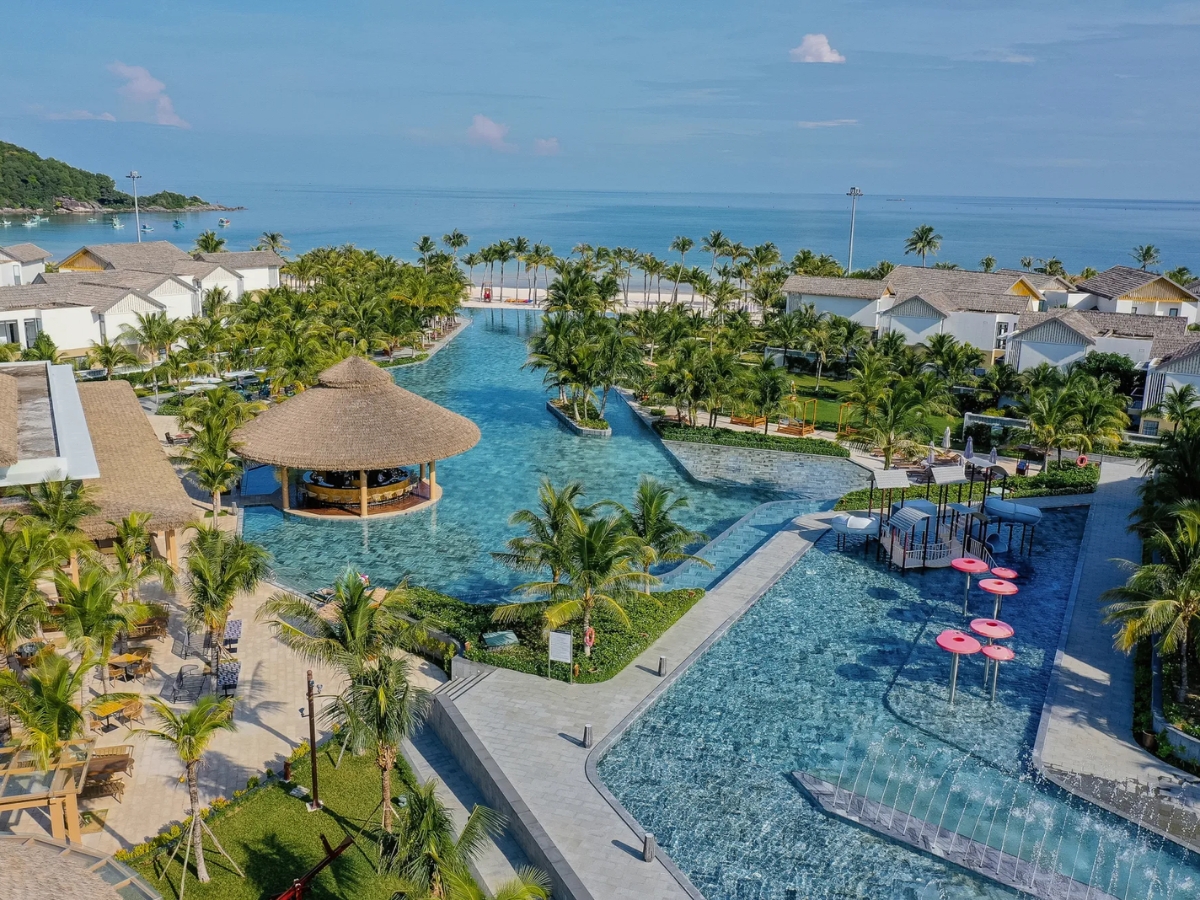 New World Phu Quoc Resort tọa lạc tại Bãi Kem, phía Nam đảo Phú Quốc New World Phu Quoc Resort tọa lạc tại Bãi Kem, phía Nam đảo Phú Quốc
