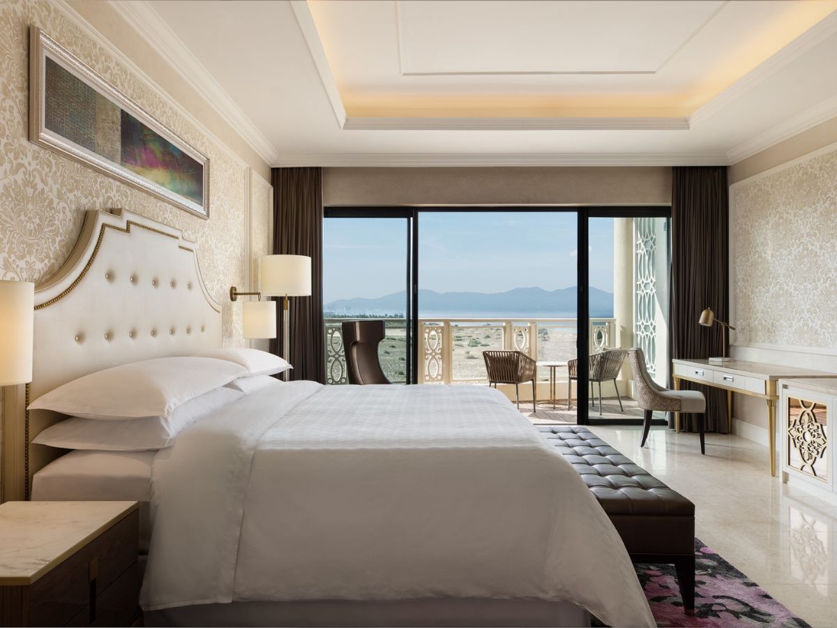 Phòng nghỉ tại Sheraton Grand Danang Resort với không gian rộng rãi, tiện nghi và có view đẹp Phòng nghỉ tại Sheraton Grand Danang Resort với không gian rộng rãi, tiện nghi và có view đẹp