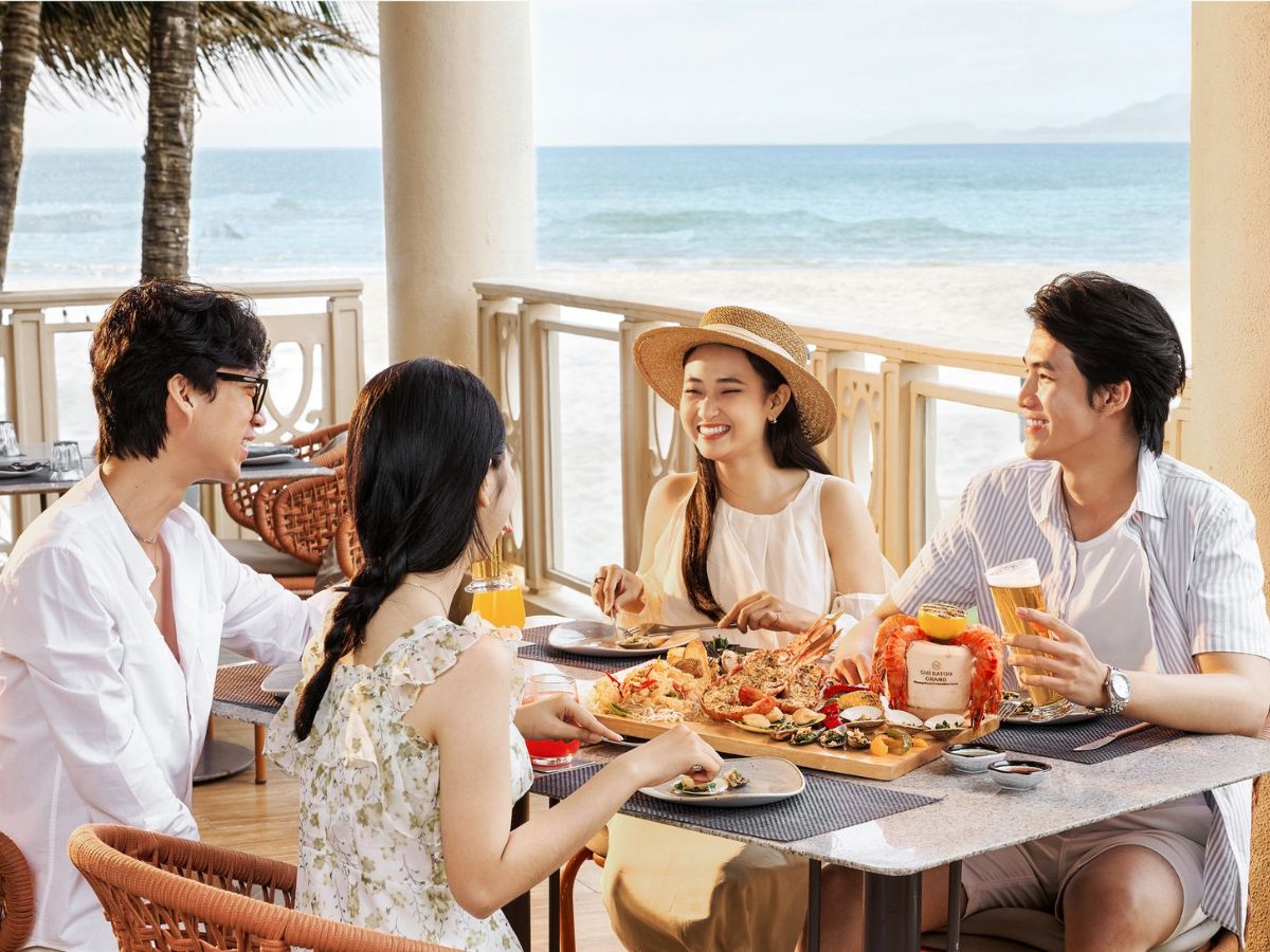 Du khách được trải nghiệm nhiều món ăn hấp dẫn tại nhà hàng của Sheraton Grand Danang Resort Du khách được trải nghiệm nhiều món ăn hấp dẫn tại nhà hàng của Sheraton Grand Danang Resort