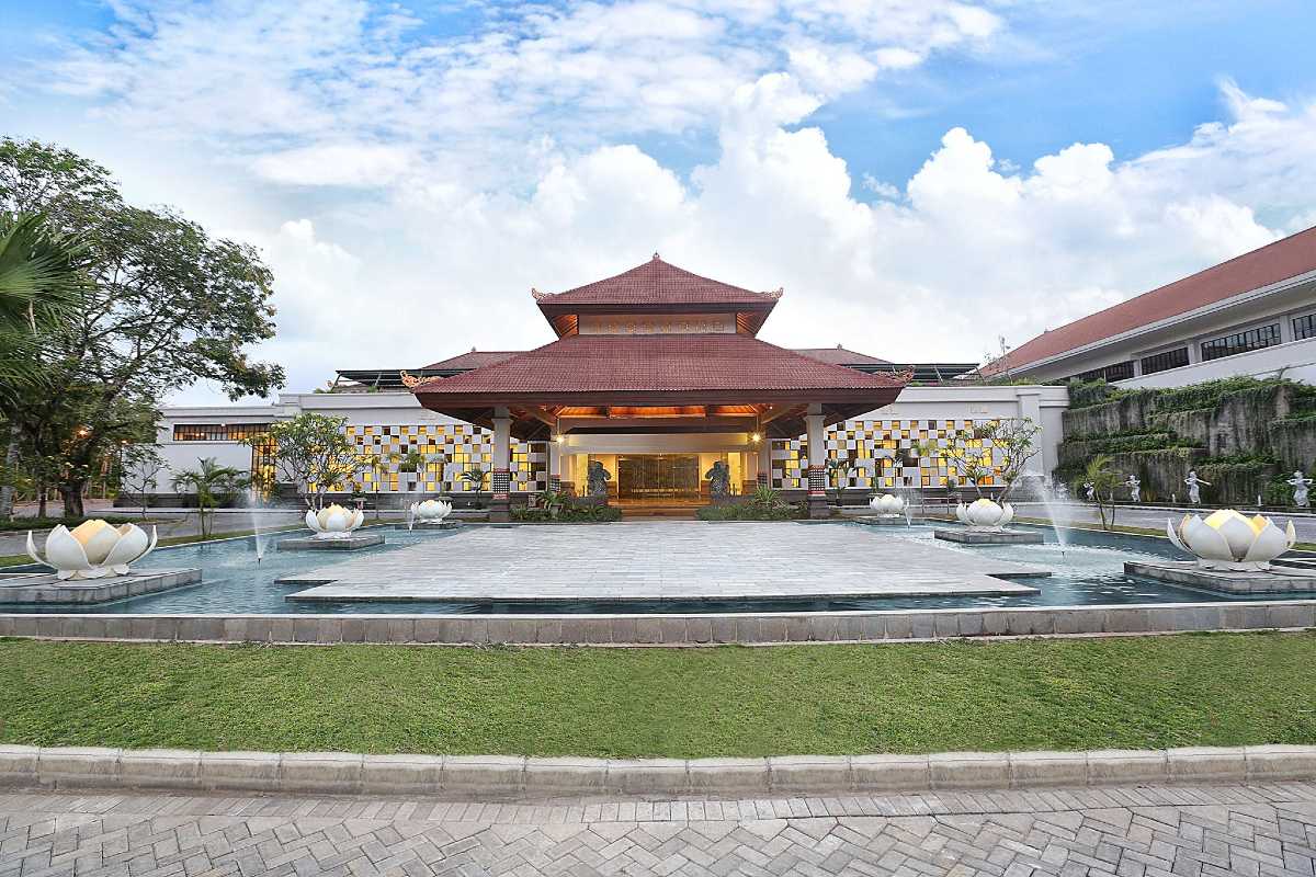 Bali Nusa Dua Convention Center là trung tâm hội nghị chính tại khu Nusa Dua, Bali.