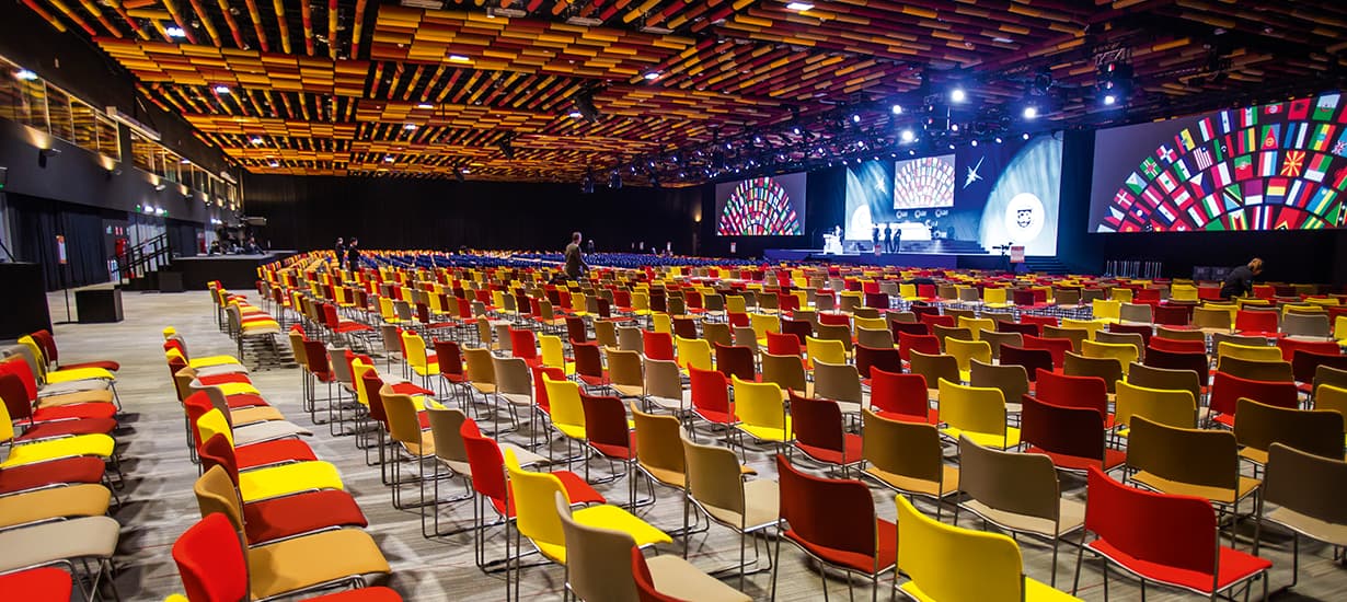 Centro de Convenciones de Lima là một trong những trung tâm hội nghị hiện đại và lớn nhất Peru.