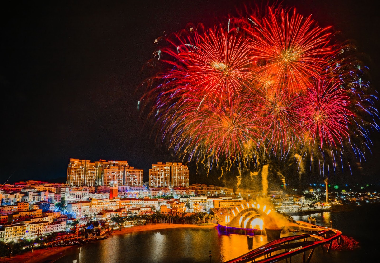  Khung cảnh nhộn nhịp và rực sáng của một điểm đến quốc tế