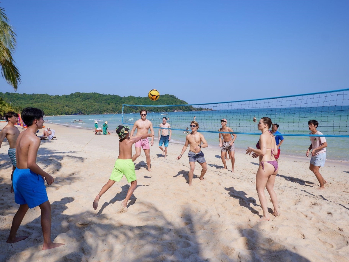 Trải nghiệm vui chơi tại Bãi Kem