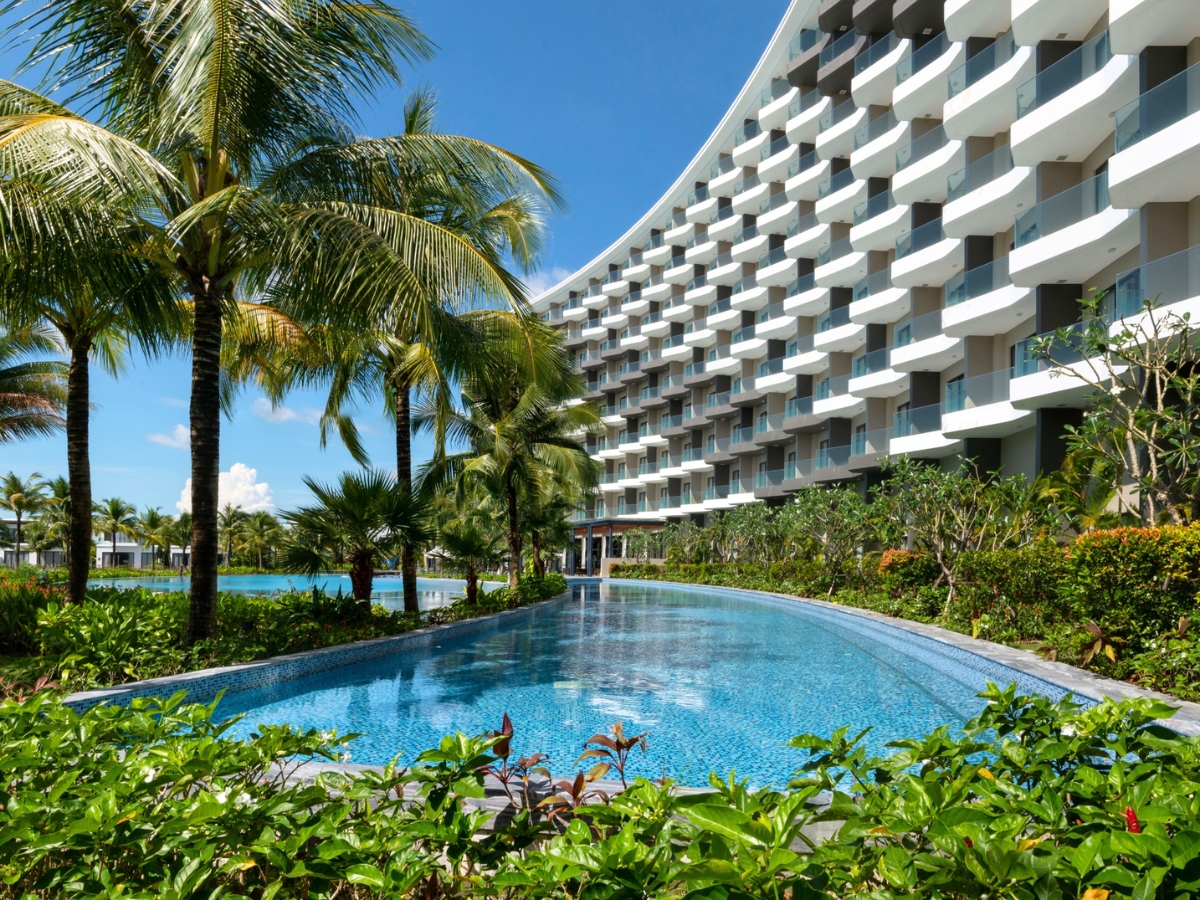 Mövenpick Waverly Phu Quoc với thiết kế mang đậm phong cách Thụy Sĩ Mövenpick Waverly Phu Quoc với thiết kế mang đậm phong cách Thụy Sĩ