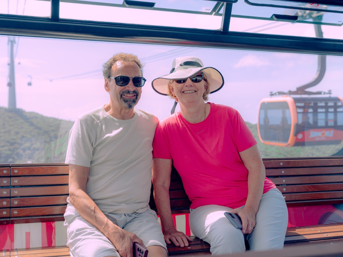 Trải nghiệm tuyến cáp treo vượt biển dài nhất thế giới.