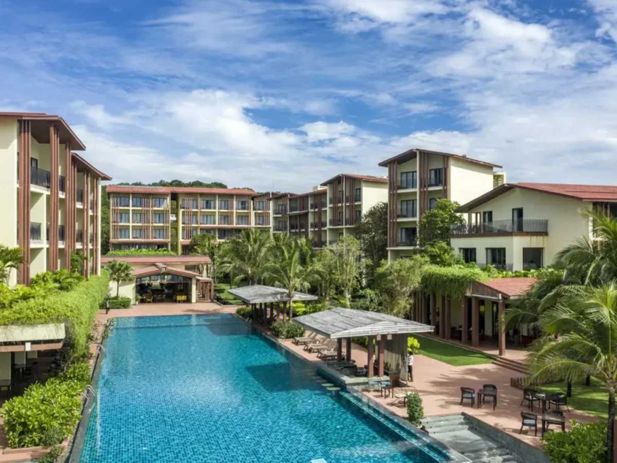 Đặt phòng trước khoảng 1 đến 2 tháng giúp đảm bảo có phòng với mức giá tốt hơn và lựa chọn loại phòng phù hợp