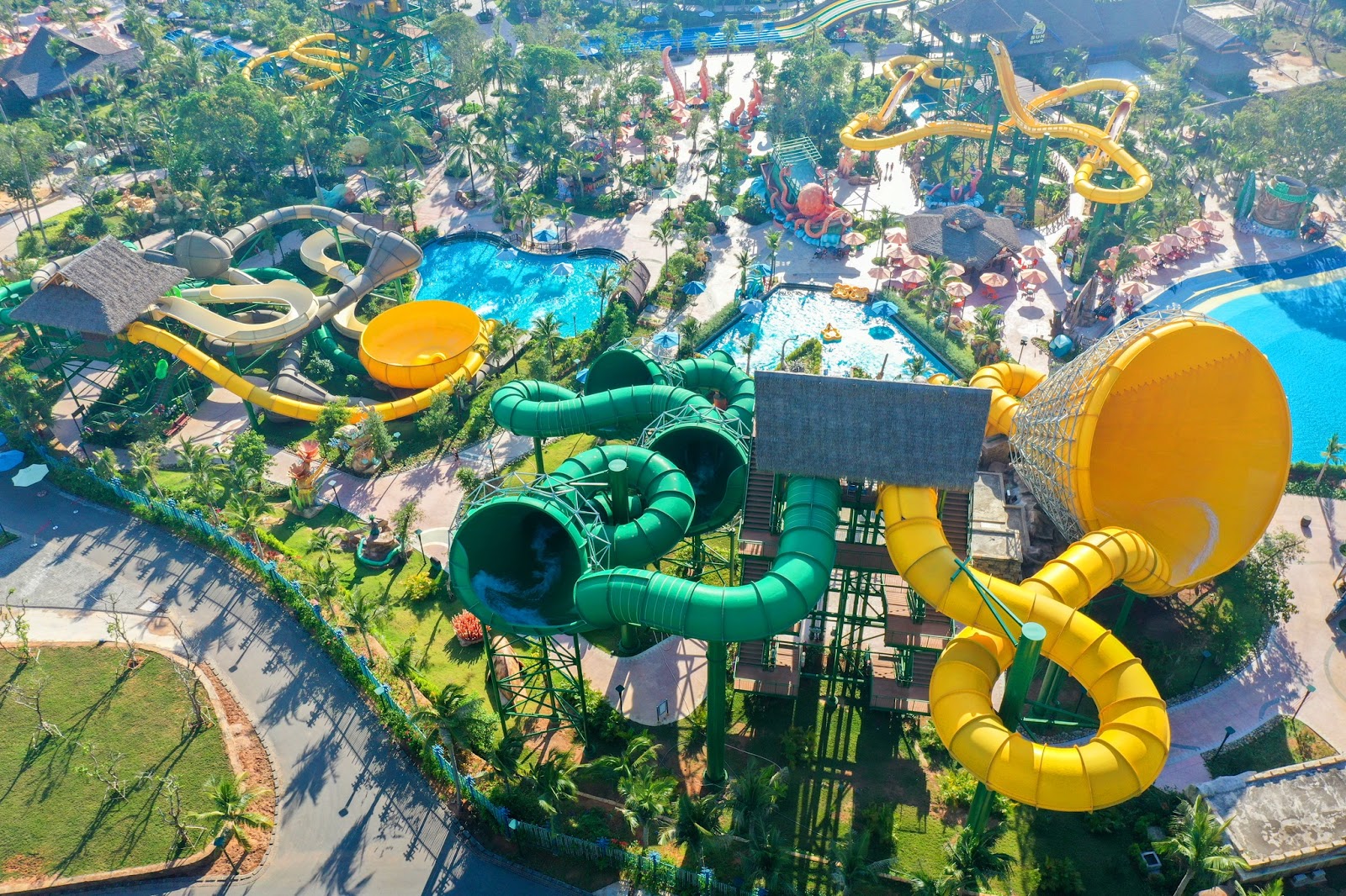 Sun World Hon Thom là tổ hợp vui chơi giải trí biển đảo hiện đại tại phía Nam Phú Quốc