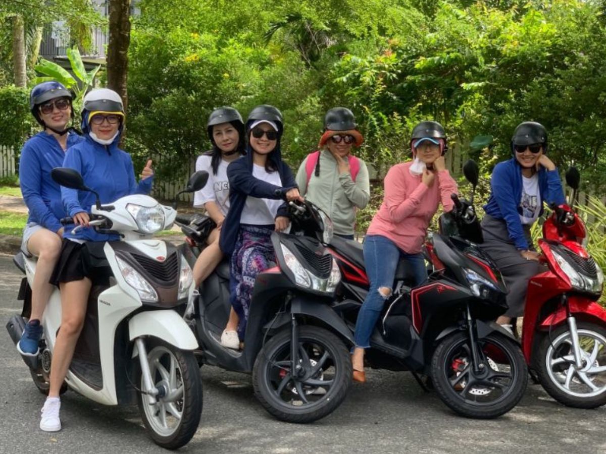 Phương tiện cá nhân tạo cảm giác tự do khi khám phá từng góc đẹp của Phú Quốc. 