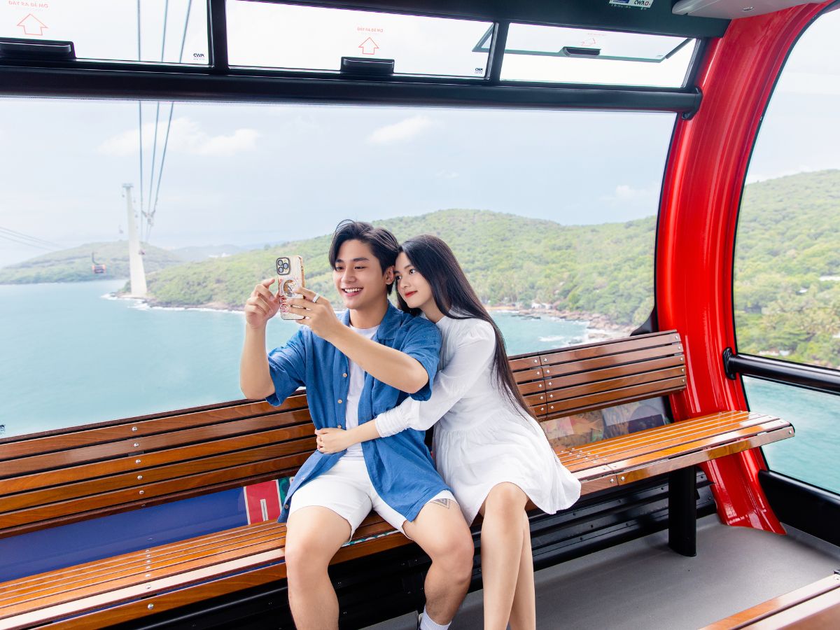 Ngắm trọn cảnh đẹp từ cáp treo Sun World. 