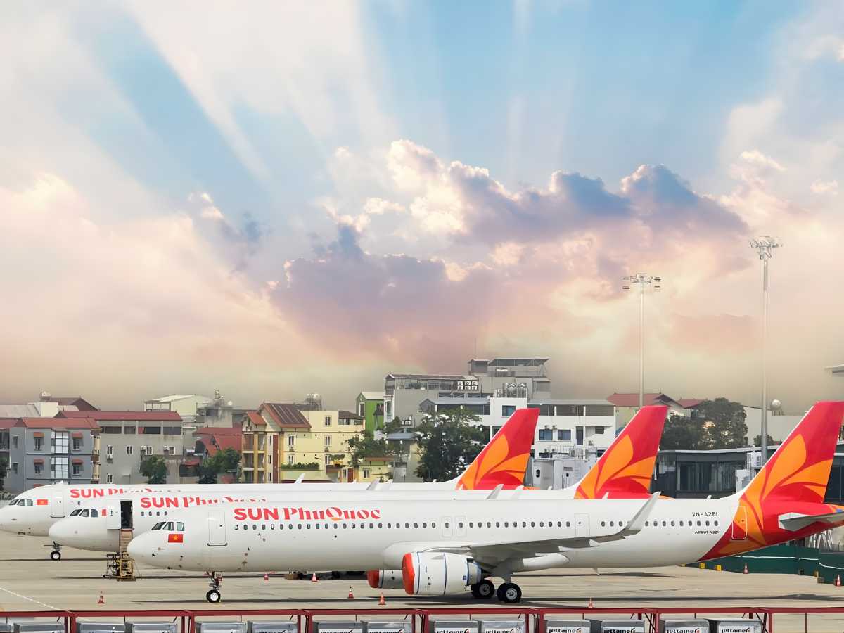Di chuyển đến Phú Quốc bằng hãng hàng không Sun PhuQuoc Airways.