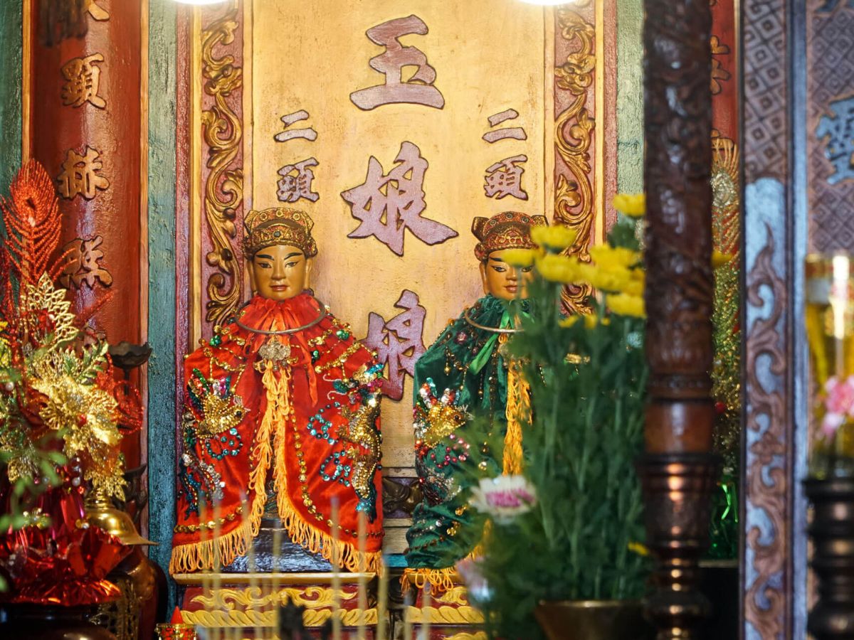 Vẻ đẹp cổ xưa tạo cảm giác linh thiêng cho toàn bộ không gian. 