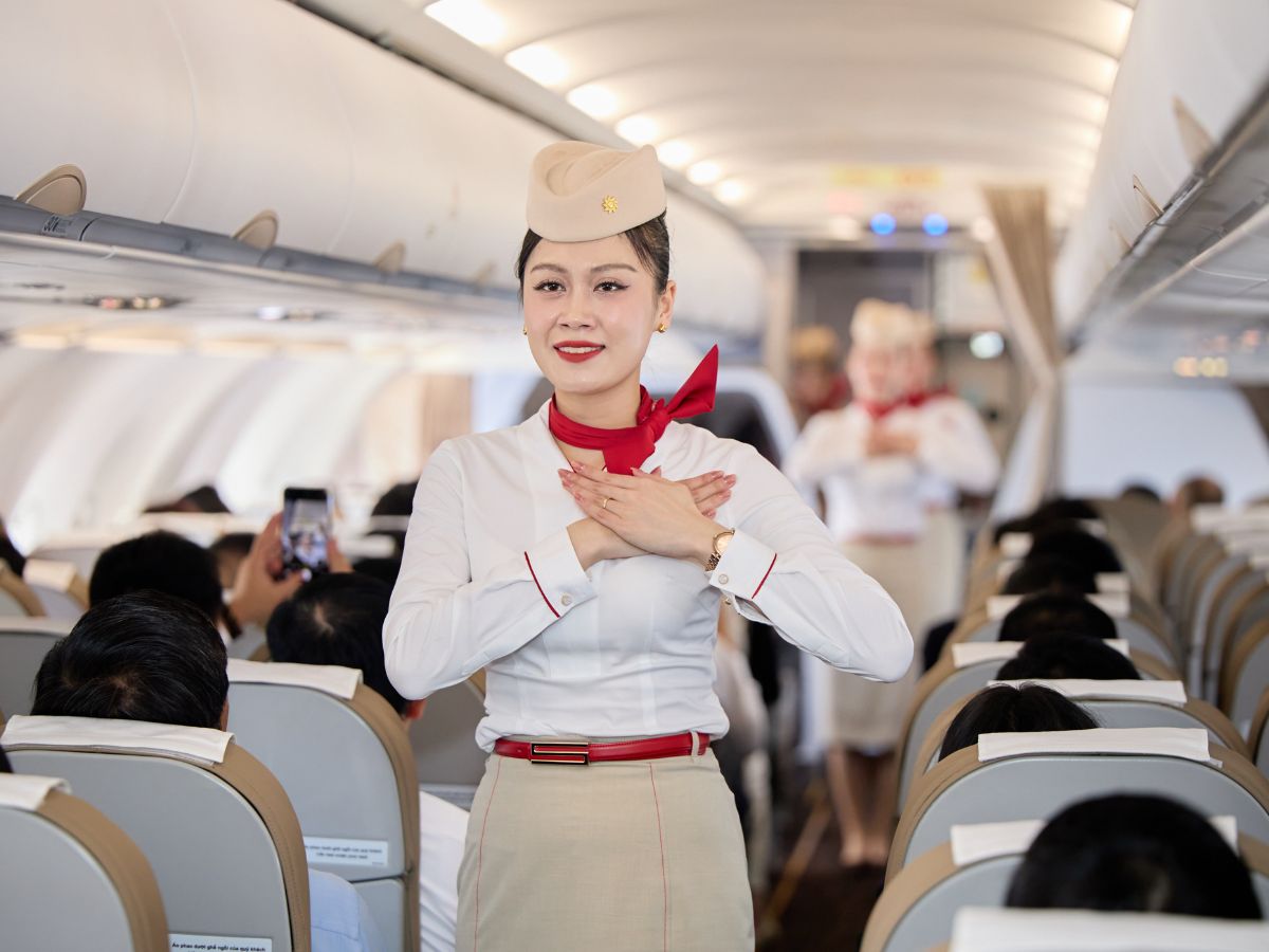 Bay từ Sài Gòn đến Phú Quốc giúp tiết kiệm thời gian và tận hưởng nhiều hơn. 