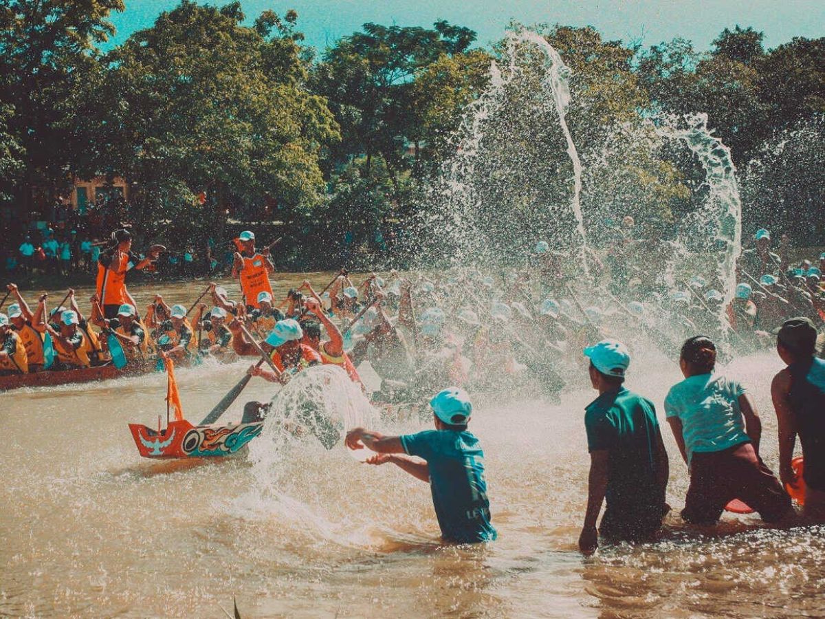 Lễ hội mang đến trải nghiệm văn hóa đặc sắc cho du khách.