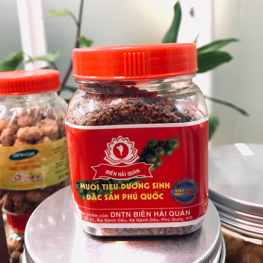 Muối tiêu dưỡng sinh nổi tiếng của đảo Ngọc.