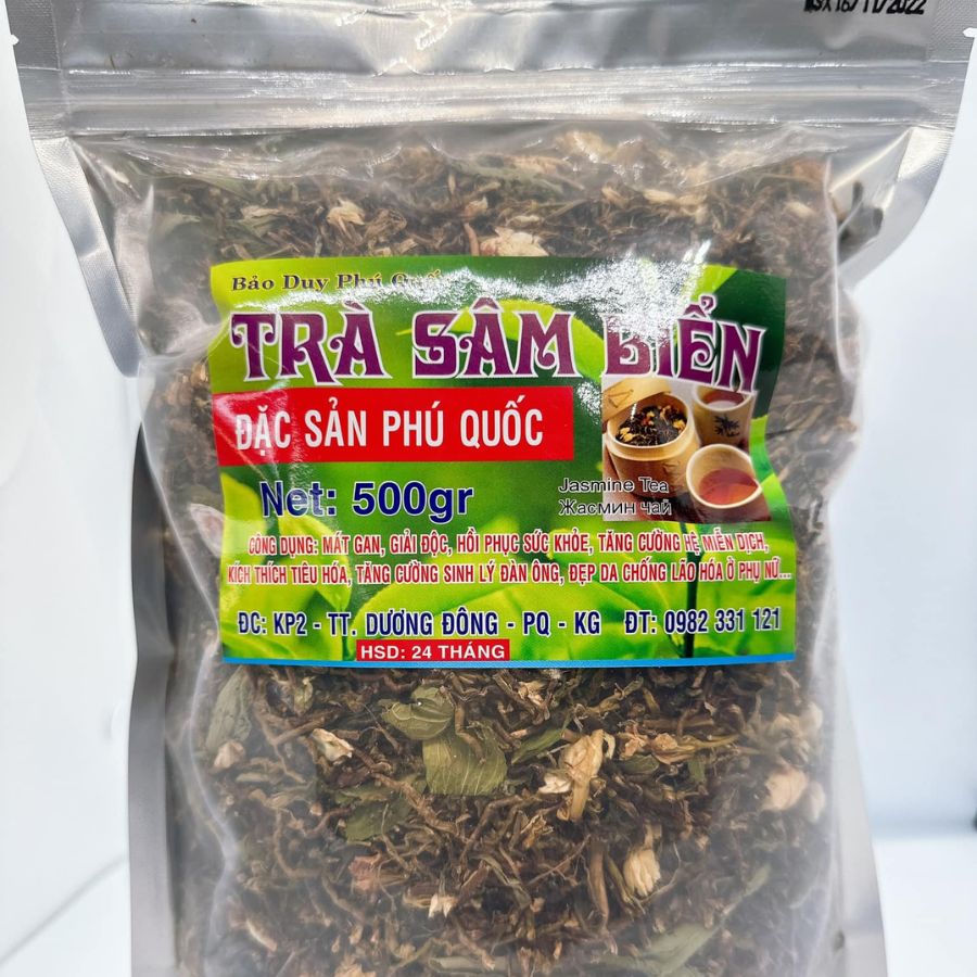 Du khách có thể mua trà sâm biển tại các cửa hàng đặc sản trên đảo Phú Quốc. 