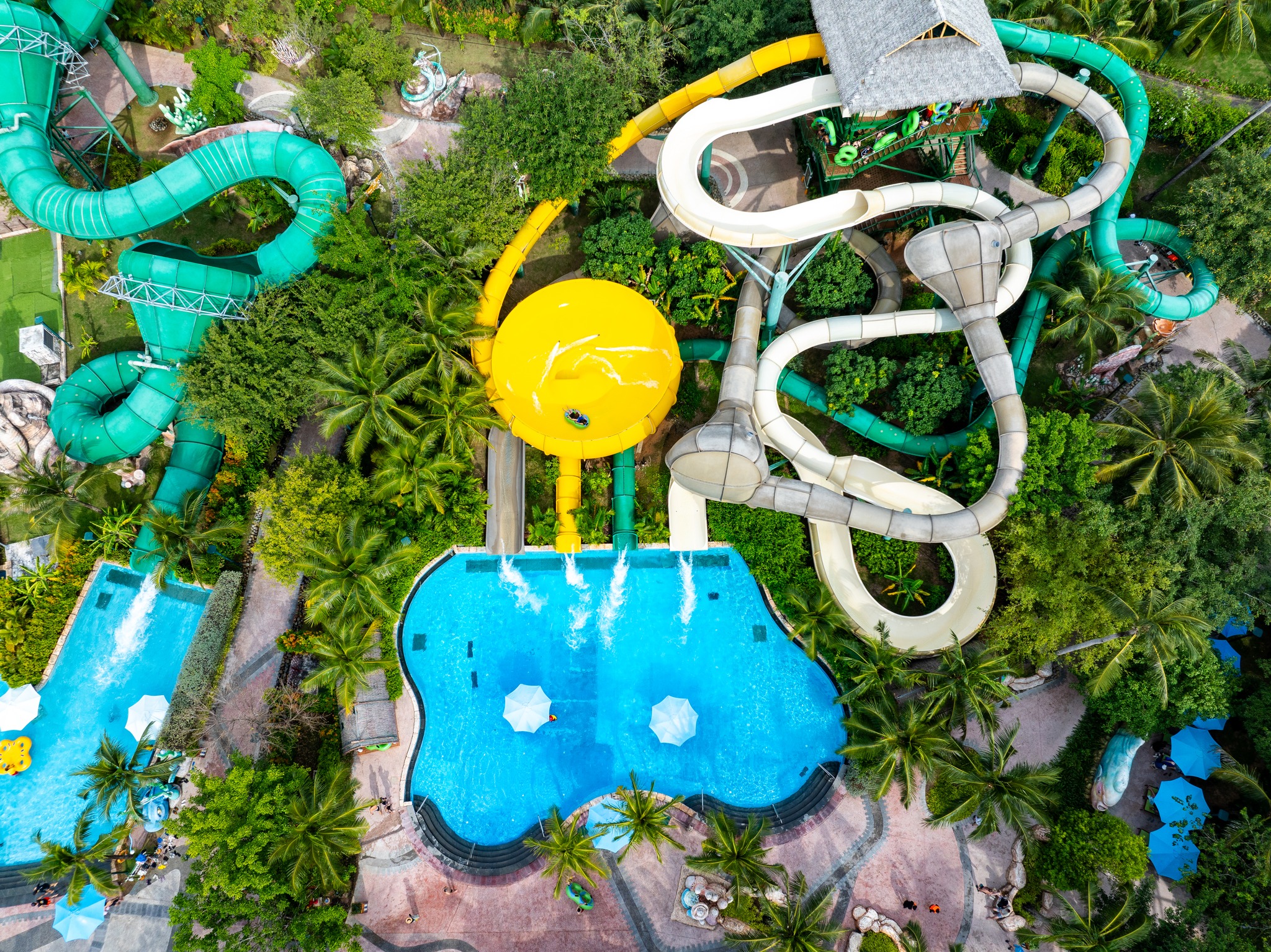 Mỗi tấm vé mở ra cho bạn 1 hành trình vui chơi giải trí bất tận