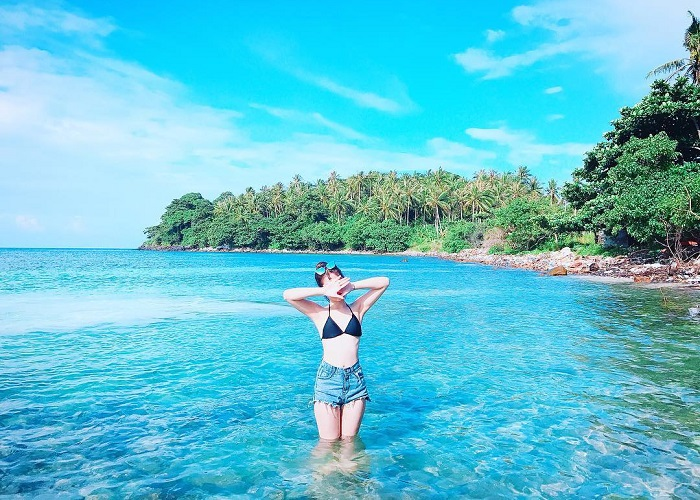 Mùa khô là thời gian lý tưởng để du khách khám phá Bãi Ngự