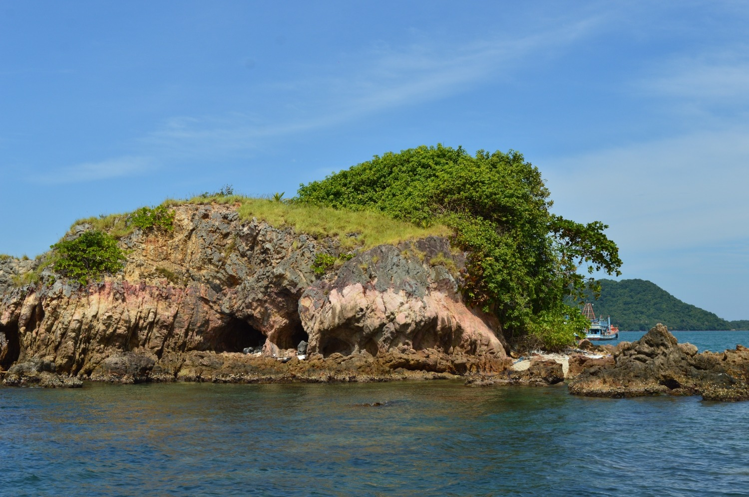 Không gian thiên nhiên bình yên tại Hòn Dầu 