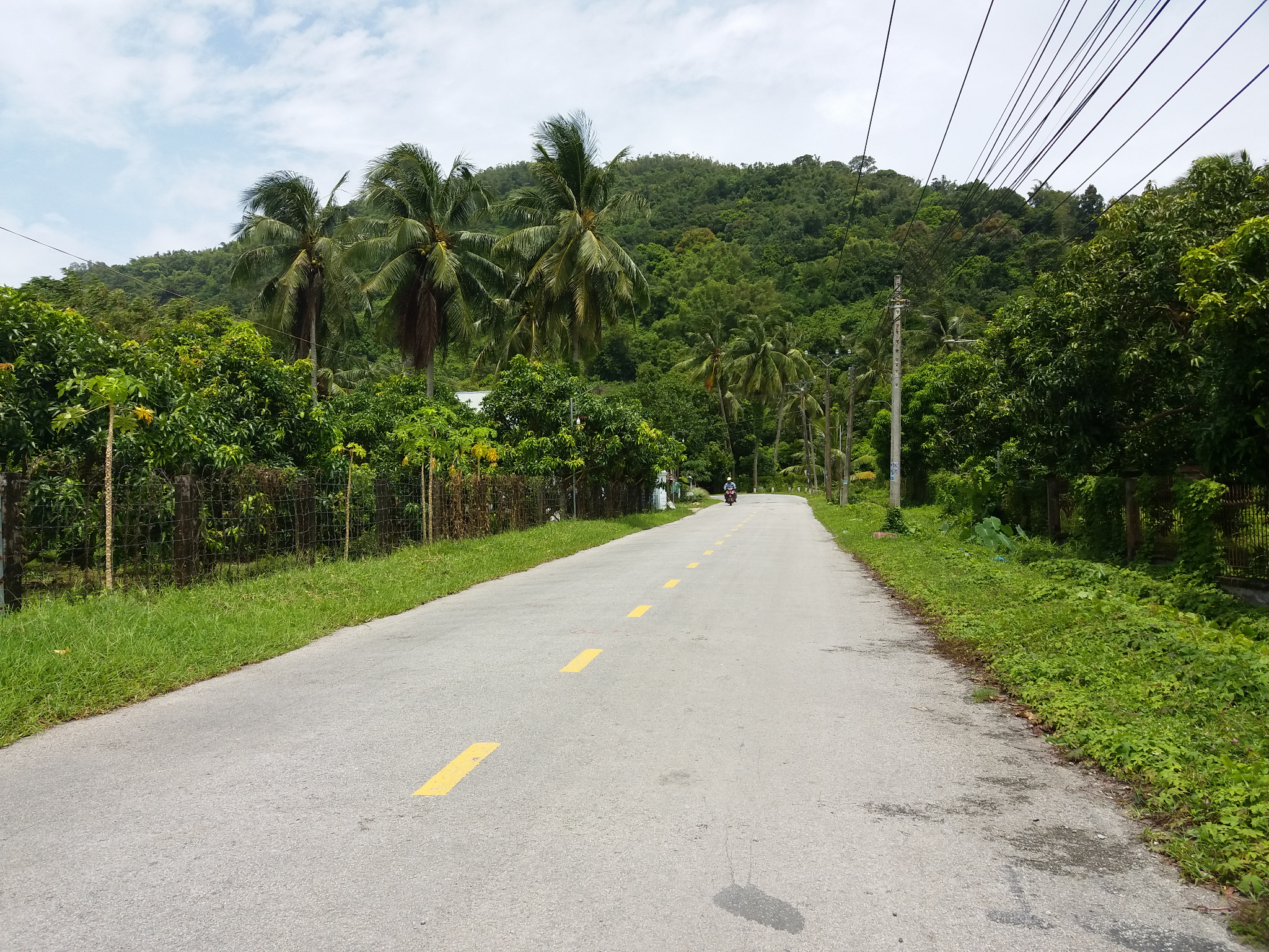 Núi Hòn Đất mang biểu tượng hào hùng của vùng đất phương Nam. 