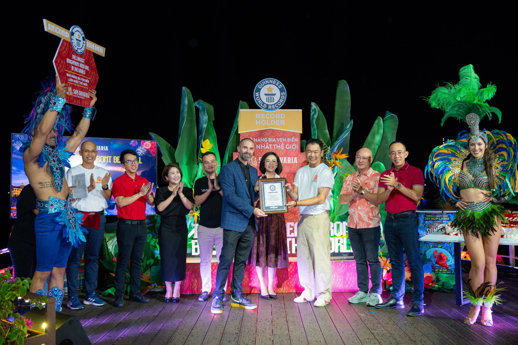 Sun Bavaria GastroPub nhận danh hiệu “Nhà hàng bia ven biển lớn nhất thế giới” từ tổ chức Kỷ lục Thế giới Guinness
