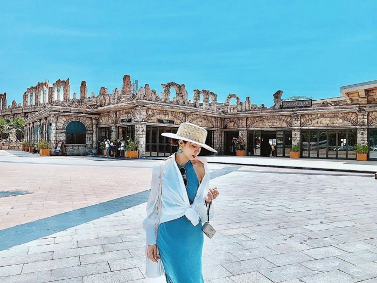 Du khách check in tại ga An Thới với kiến trúc nổi bật mang phong cách châu Âu đầy ấn tượng